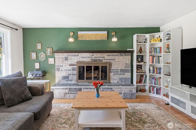 307 Ranger Drive SE, Lacey, WA 98503