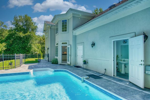 256 Long Ridge Dr., Murrells Inlet, SC 29576