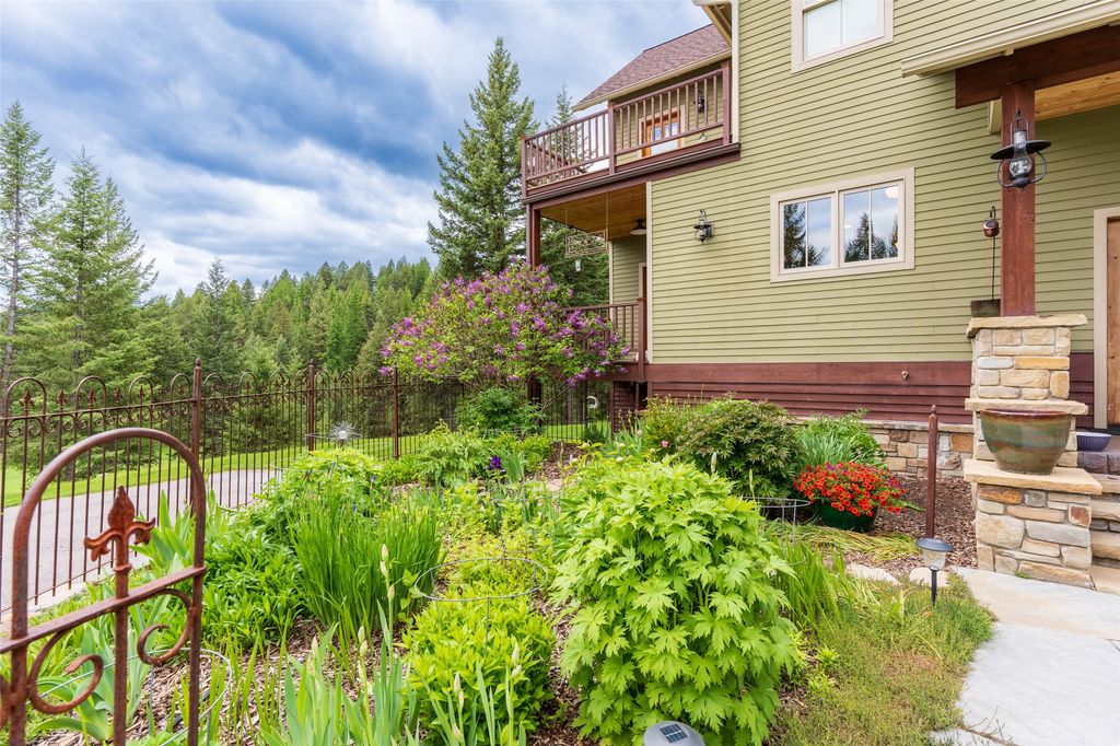 6710 Farm To Market Road, Whitefish, MT 59937 photo 5