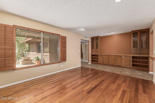 1022 E WESLEYAN Drive, Tempe, AZ 85282