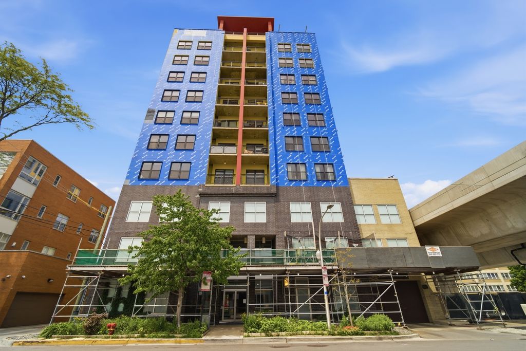 1122 W CATALPA Avenue 910, Chicago, IL 60640