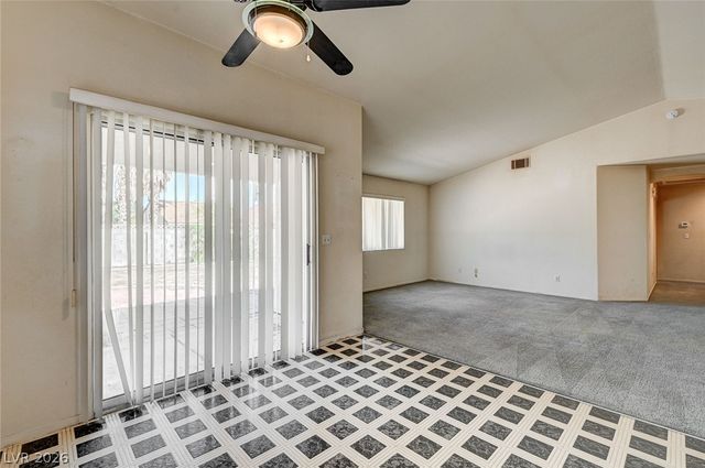 4822 Hunters Run Drive, North Las Vegas, NV 89031