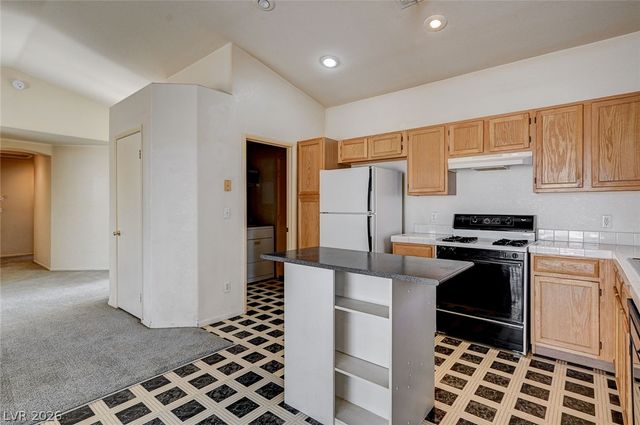 4822 Hunters Run Drive, North Las Vegas, NV 89031