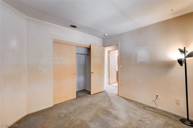 4822 Hunters Run Drive, North Las Vegas, NV 89031