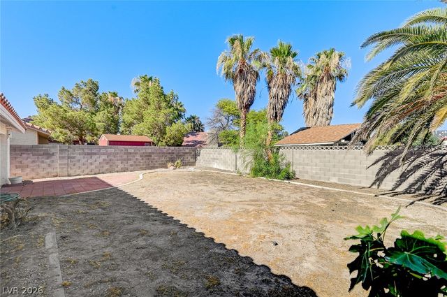 4822 Hunters Run Drive, North Las Vegas, NV 89031