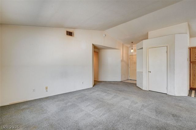 4822 Hunters Run Drive, North Las Vegas, NV 89031