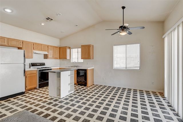 4822 Hunters Run Drive, North Las Vegas, NV 89031