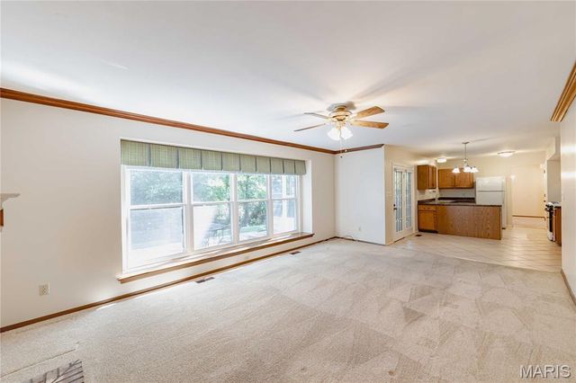 2054 Krause Hill Place Place, Florissant, MO 63031