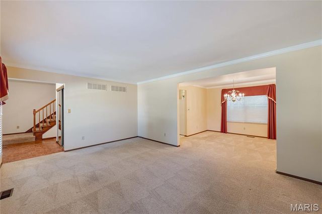 2054 Krause Hill Place Place, Florissant, MO 63031