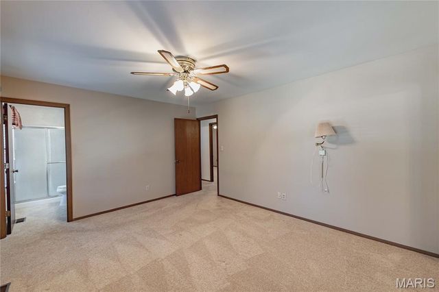 2054 Krause Hill Place Place, Florissant, MO 63031