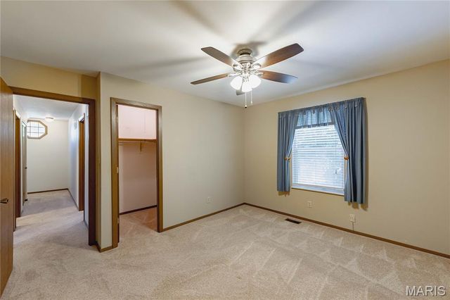 2054 Krause Hill Place Place, Florissant, MO 63031