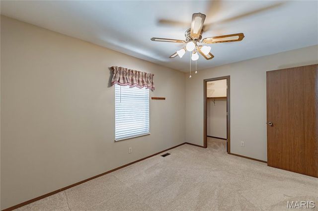 2054 Krause Hill Place Place, Florissant, MO 63031