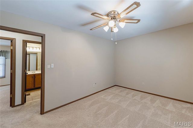 2054 Krause Hill Place Place, Florissant, MO 63031