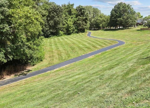 2054 Krause Hill Place Place, Florissant, MO 63031