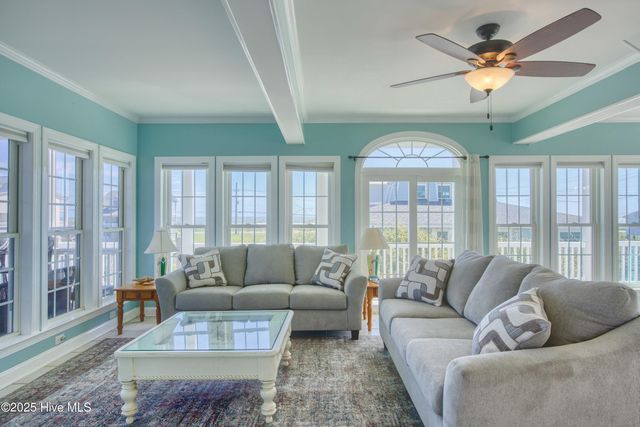 306 Marina Way, N Topsail Beach, NC 28460