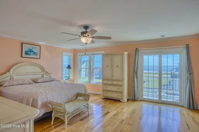 306 Marina Way, N Topsail Beach, NC 28460