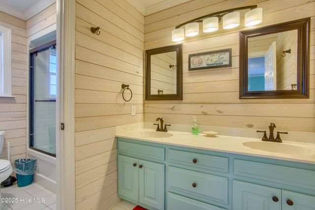 306 Marina Way, N Topsail Beach, NC 28460