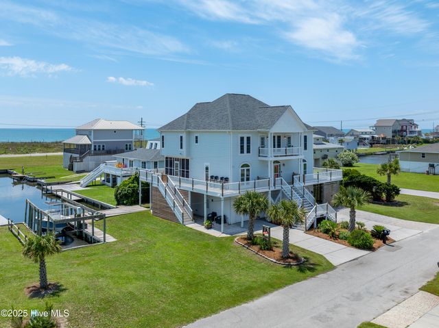 306 Marina Way, N Topsail Beach, NC 28460