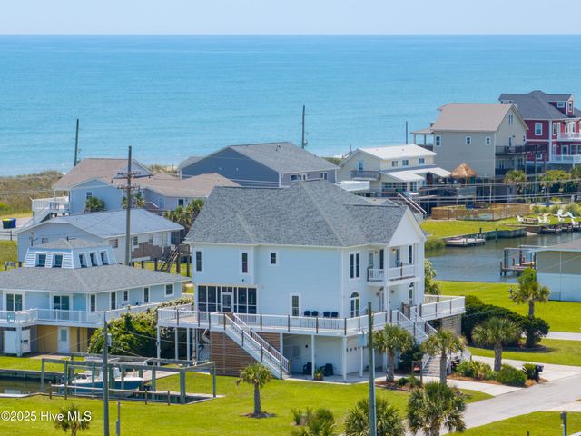 306 Marina Way, N Topsail Beach, NC 28460