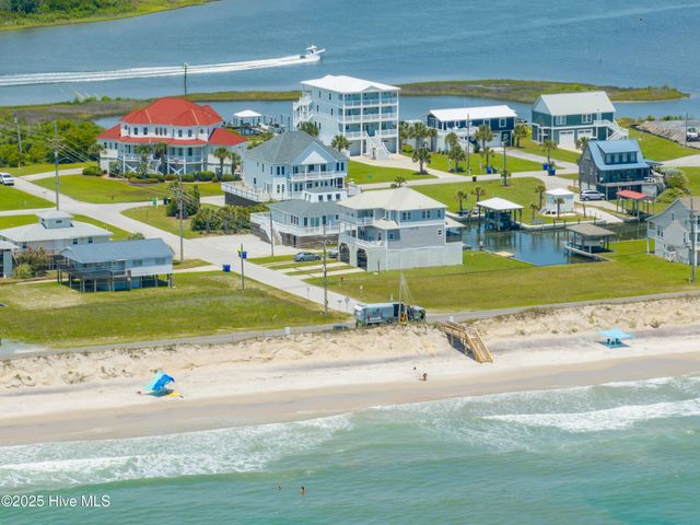 306 Marina Way, N Topsail Beach, NC 28460
