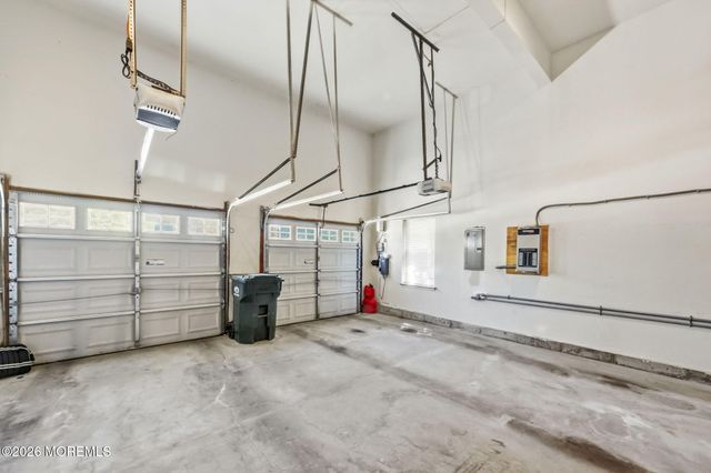 75 Columbia Court, Freehold, NJ 07728