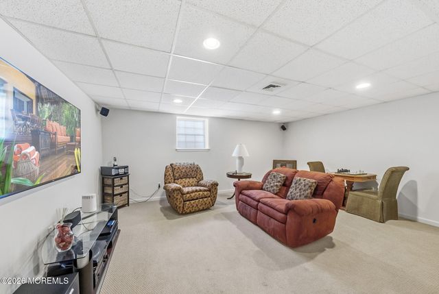 75 Columbia Court, Freehold, NJ 07728