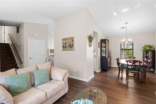 635 Cranberry Trail, Roswell, GA 30076