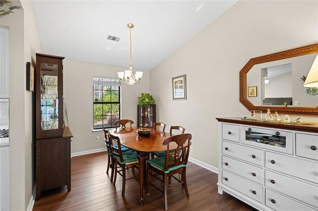 635 Cranberry Trail, Roswell, GA 30076