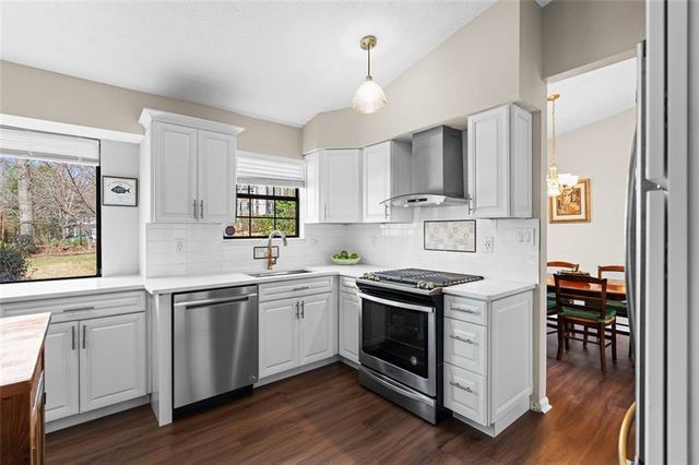 635 Cranberry Trail, Roswell, GA 30076