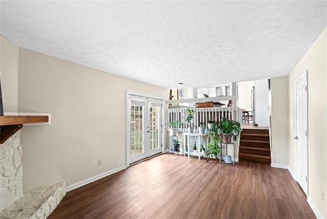 635 Cranberry Trail, Roswell, GA 30076