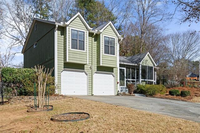 635 Cranberry Trail, Roswell, GA 30076