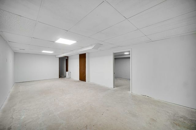 1226 Arnold Avenue, Rockford, IL 61108