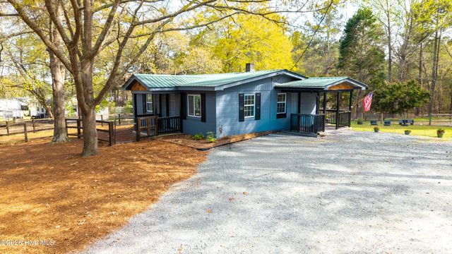 160 T Johnson Road, Carthage, NC 28327