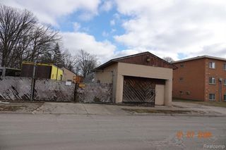 17270 - 76 Burgess, Detroit, MI 48219