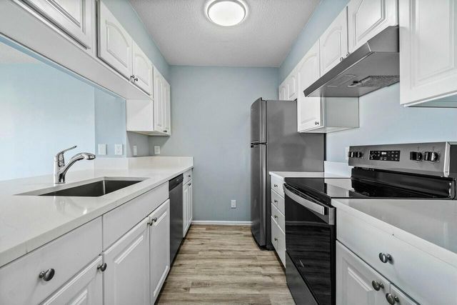 159 Cypress Point Drive, Palm Beach Gardens, FL 33418