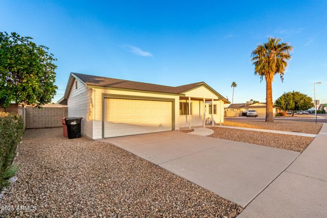 8450 E INDIANOLA Avenue, Scottsdale, AZ 85251