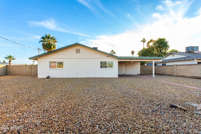 8450 E INDIANOLA Avenue, Scottsdale, AZ 85251