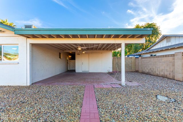 8450 E INDIANOLA Avenue, Scottsdale, AZ 85251