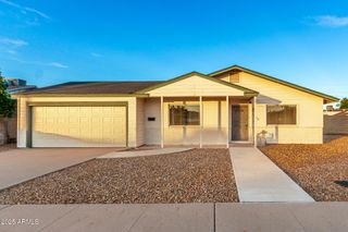 8450 E INDIANOLA Avenue, Scottsdale, AZ 85251