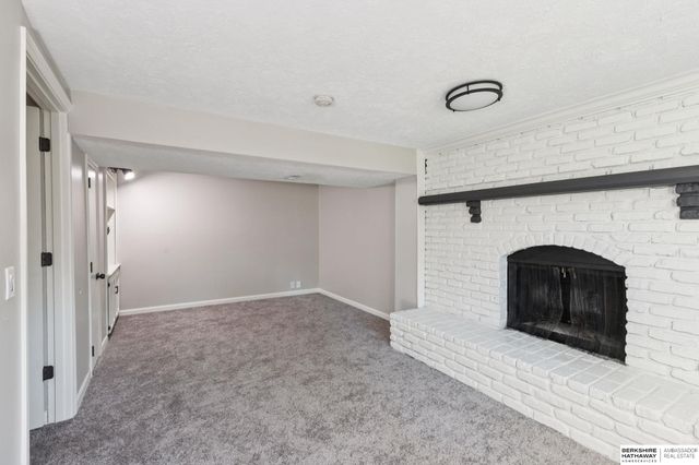 6729 S 135th Avenue, Omaha, NE 68137