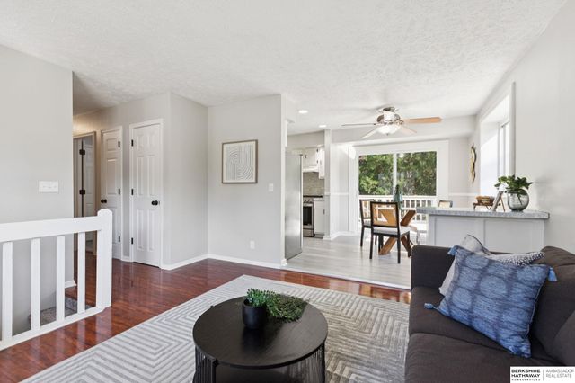 6729 S 135th Avenue, Omaha, NE 68137