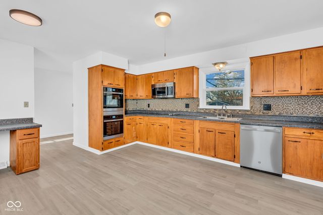 700 Highwood Avenue, Greencastle, IN 46135