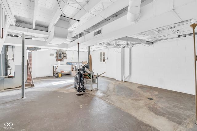 700 Highwood Avenue, Greencastle, IN 46135