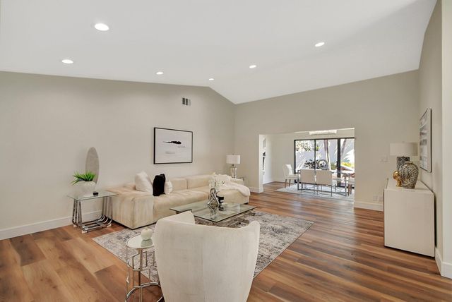 21440 Campo Allegro Drive, Boca Raton, FL 33433