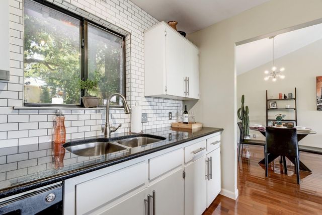 1100 Azie Morton RD 1102, Austin, TX 78704