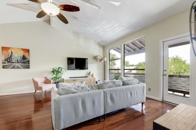 1100 Azie Morton RD 1102, Austin, TX 78704
