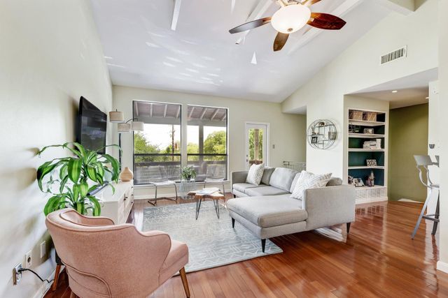 1100 Azie Morton RD 1102, Austin, TX 78704