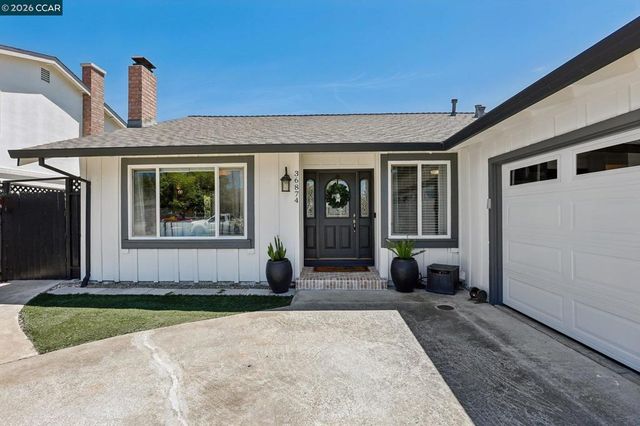 36874 Laurel St, Newark, CA 94560