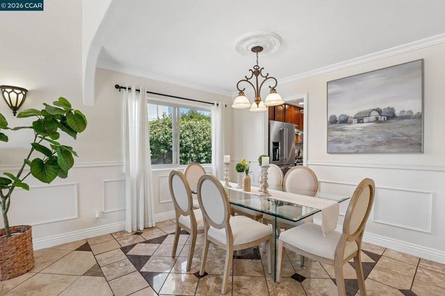 36874 Laurel St, Newark, CA 94560