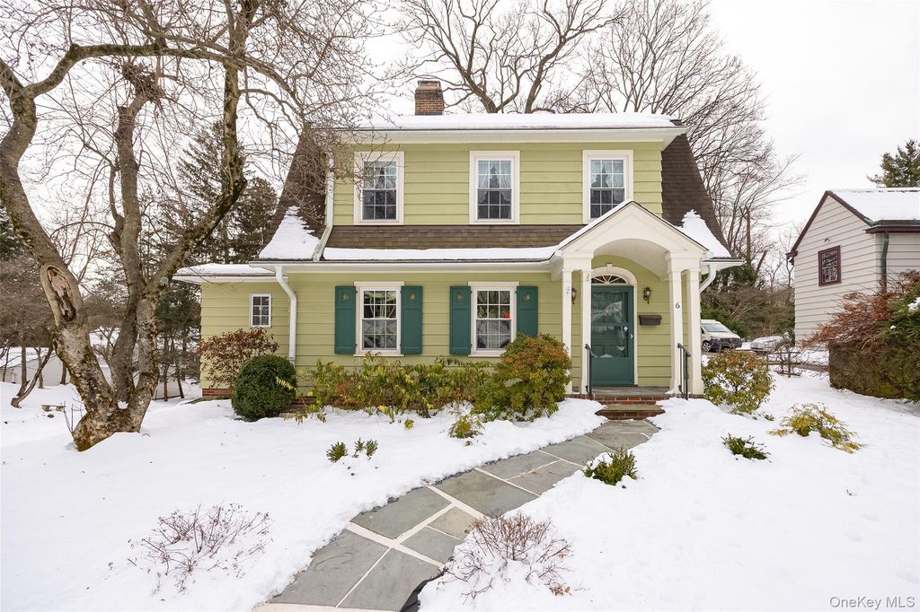 6 Rosalind Road, Poughkeepsie, NY 12601